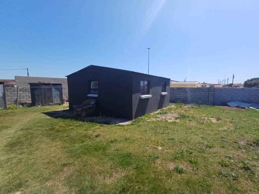 2 Bedroom Property for Sale in Govan Mbeki Eastern Cape